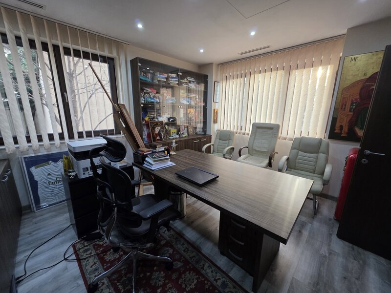 Timpuri Noi, 10 minute metrou, pe Cuza Voda, vila exclusivista P+1+M, lux