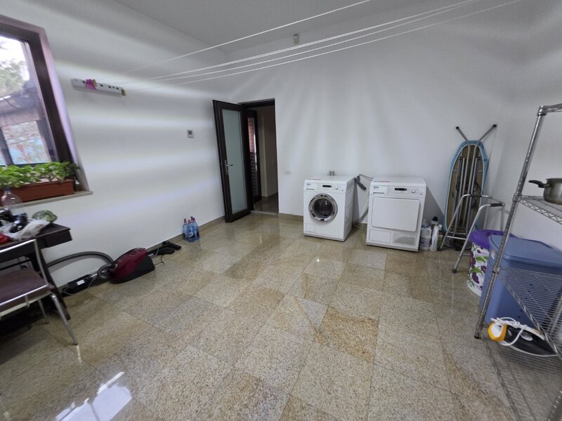 Timpuri Noi, 10 minute metrou, pe Cuza Voda, vila exclusivista P+1+M, lux