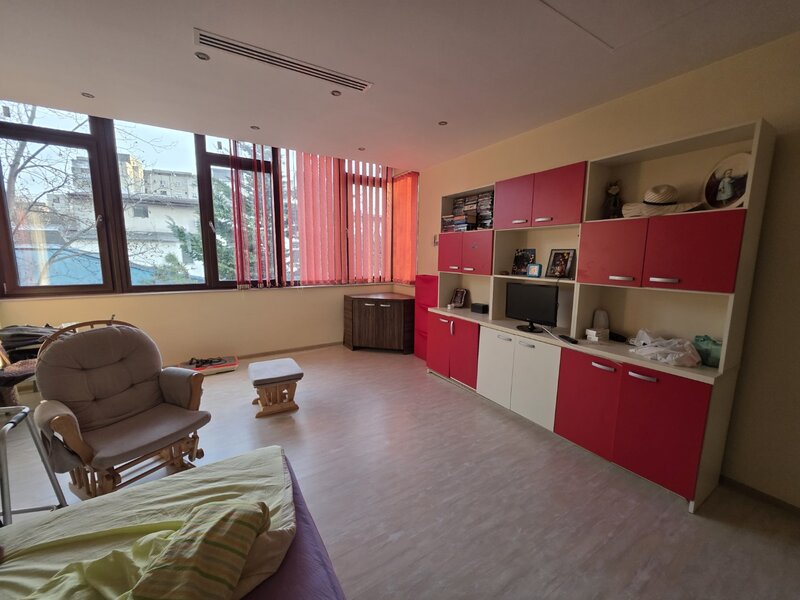 Timpuri Noi, 10 minute metrou, pe Cuza Voda, vila exclusivista P+1+M, lux