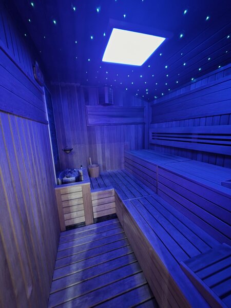 Timpuri Noi, 10 minute metrou, pe Cuza Voda, vila exclusivista P+1+M, lux